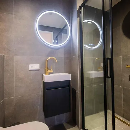 Apartman Luxurious 35m2 Designer - R51a *