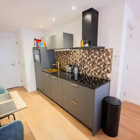 Luxurious 35m2 Designer - R51a