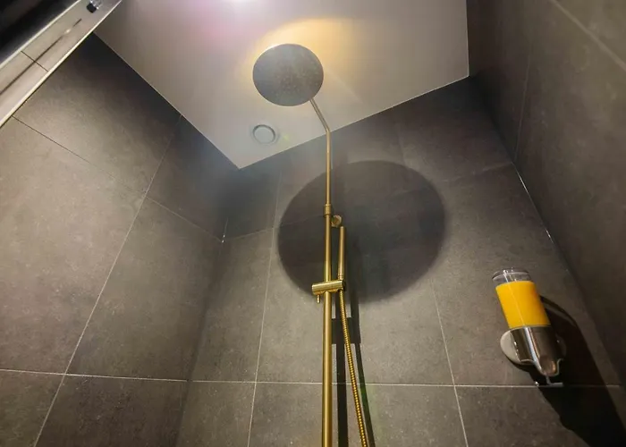 Luxurious 35m2 Designer - R51a Апартаменты *