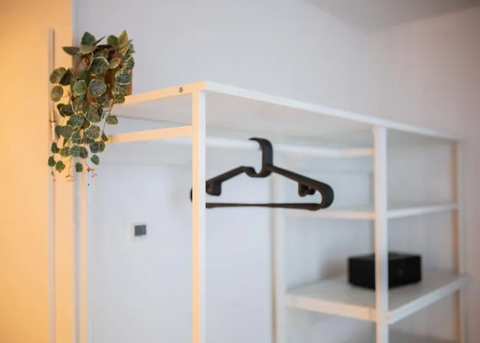 Luxurious 35m2 Designer - R51a