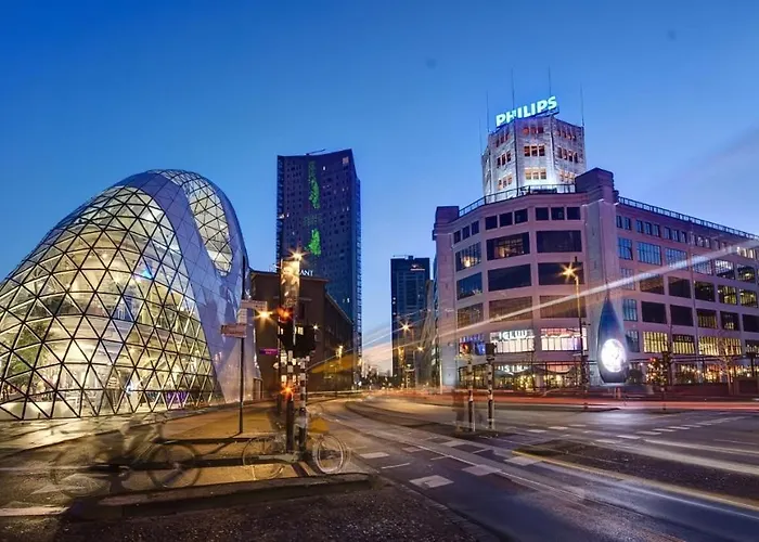 Luxurious 35m2 Designer - R51a