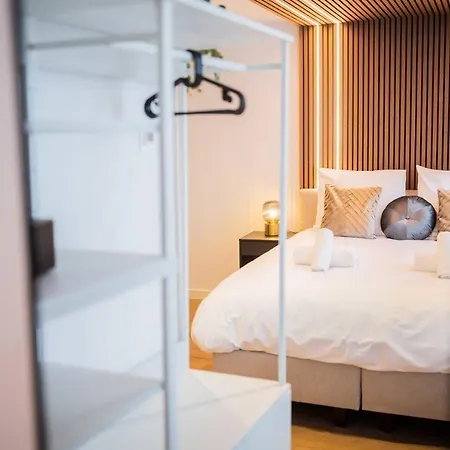 Luxurious 35m2 Designer - R51a * Eindhoven