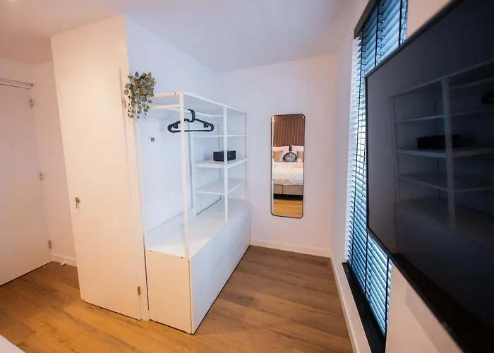 דירה Luxurious 35m2 Designer - R51a *